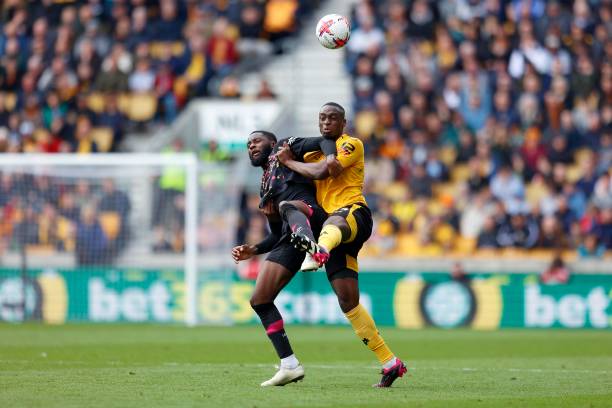 条件下表现 条件下表现