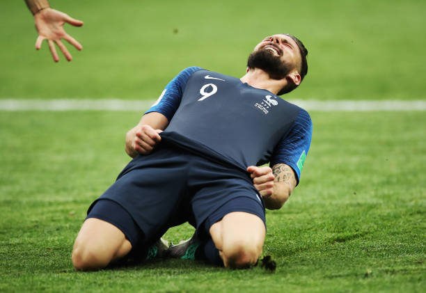 詹姆斯很可 詹姆斯很可