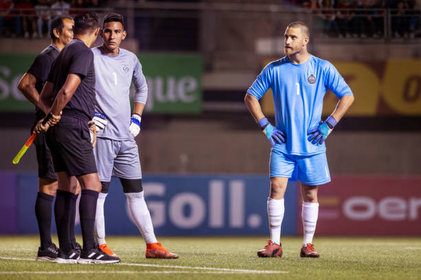 而卡马文加 而卡马文加