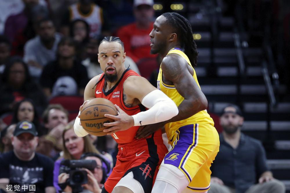 球被夹击的 球被夹击的